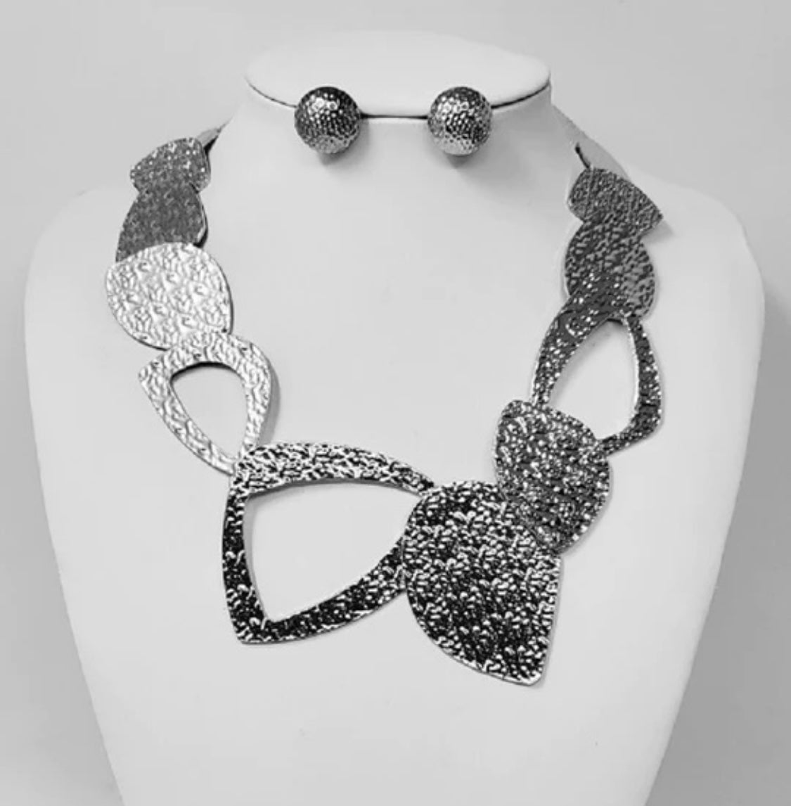 Art Deco set