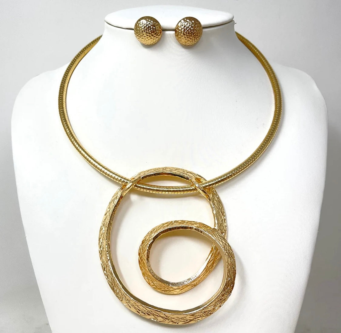 Intersection choker set