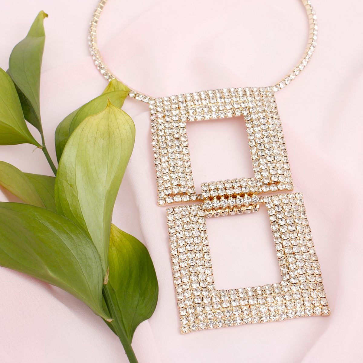 Choker Gold Lustrous Linked Pave Pendant Necklace