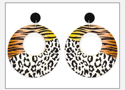 Lioness Hoops | Yella