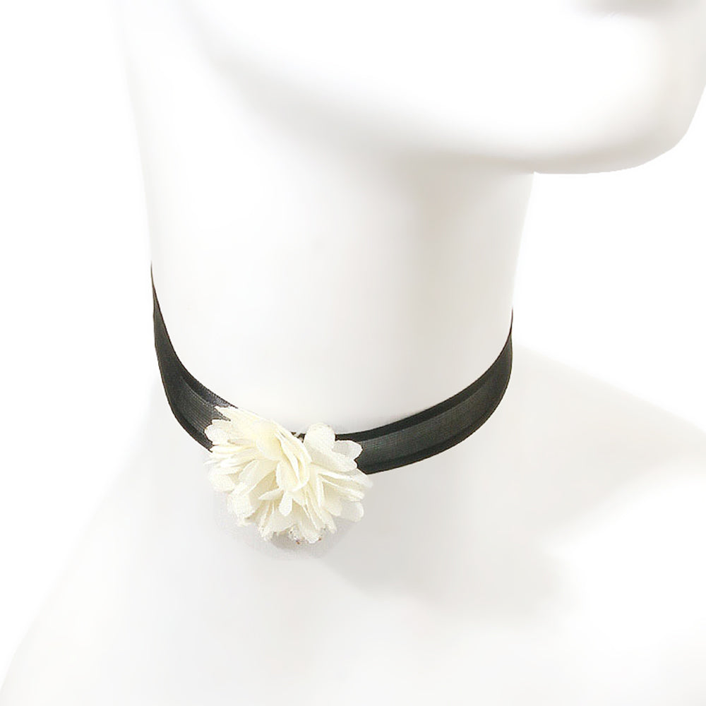 Lace with Flower Choker