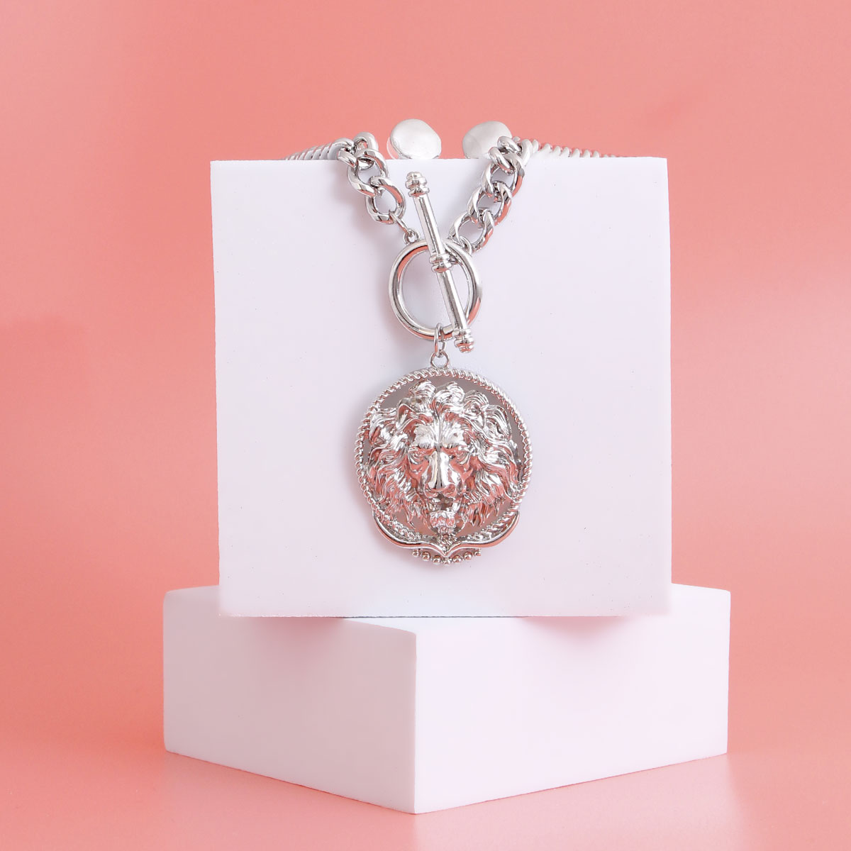 Silver Toggle Chain with Designer Lion